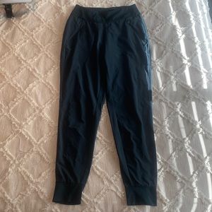 Athleta Urban Commuter Panta